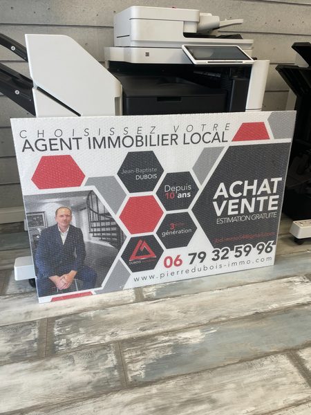 Panneau rigide agent immobilier